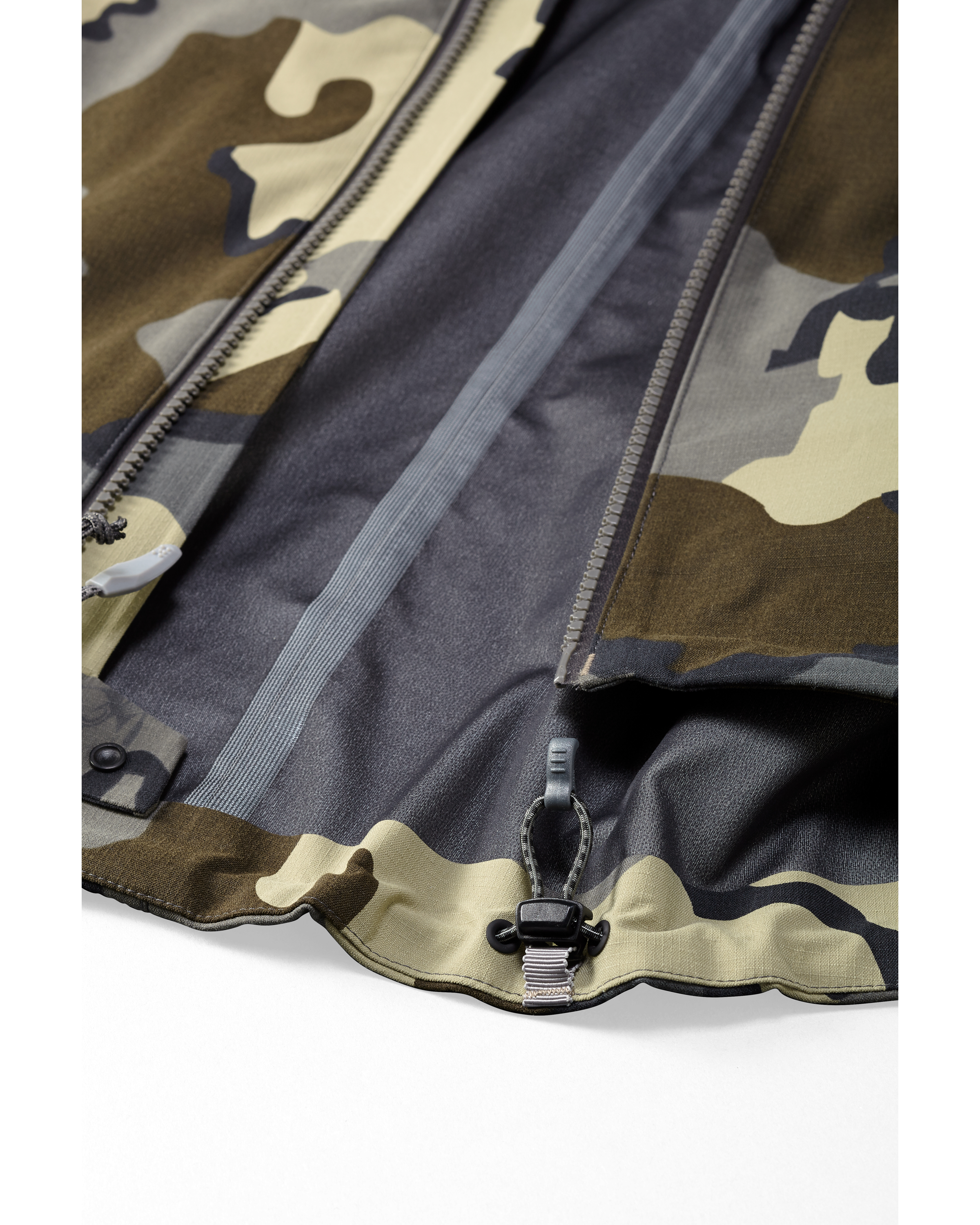 KUIU Kutana Storm Shell Jacket | Vias - Image 4