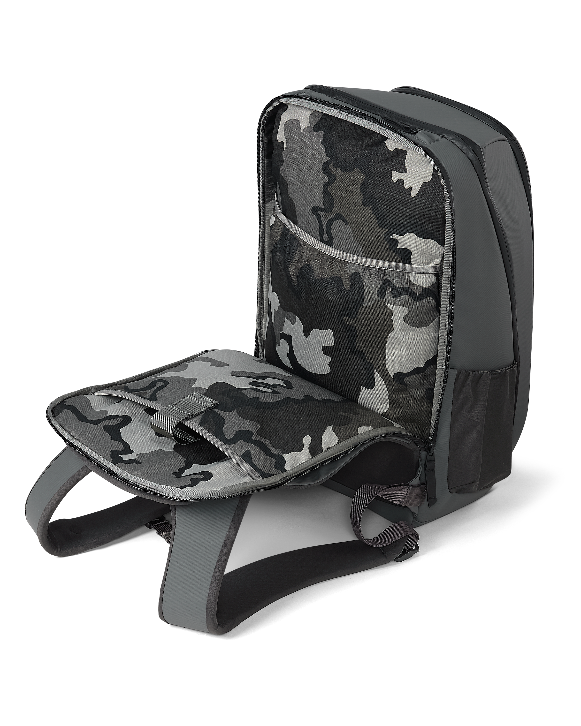 Waypoint Travel Backpack | Gunmetal - Image 5