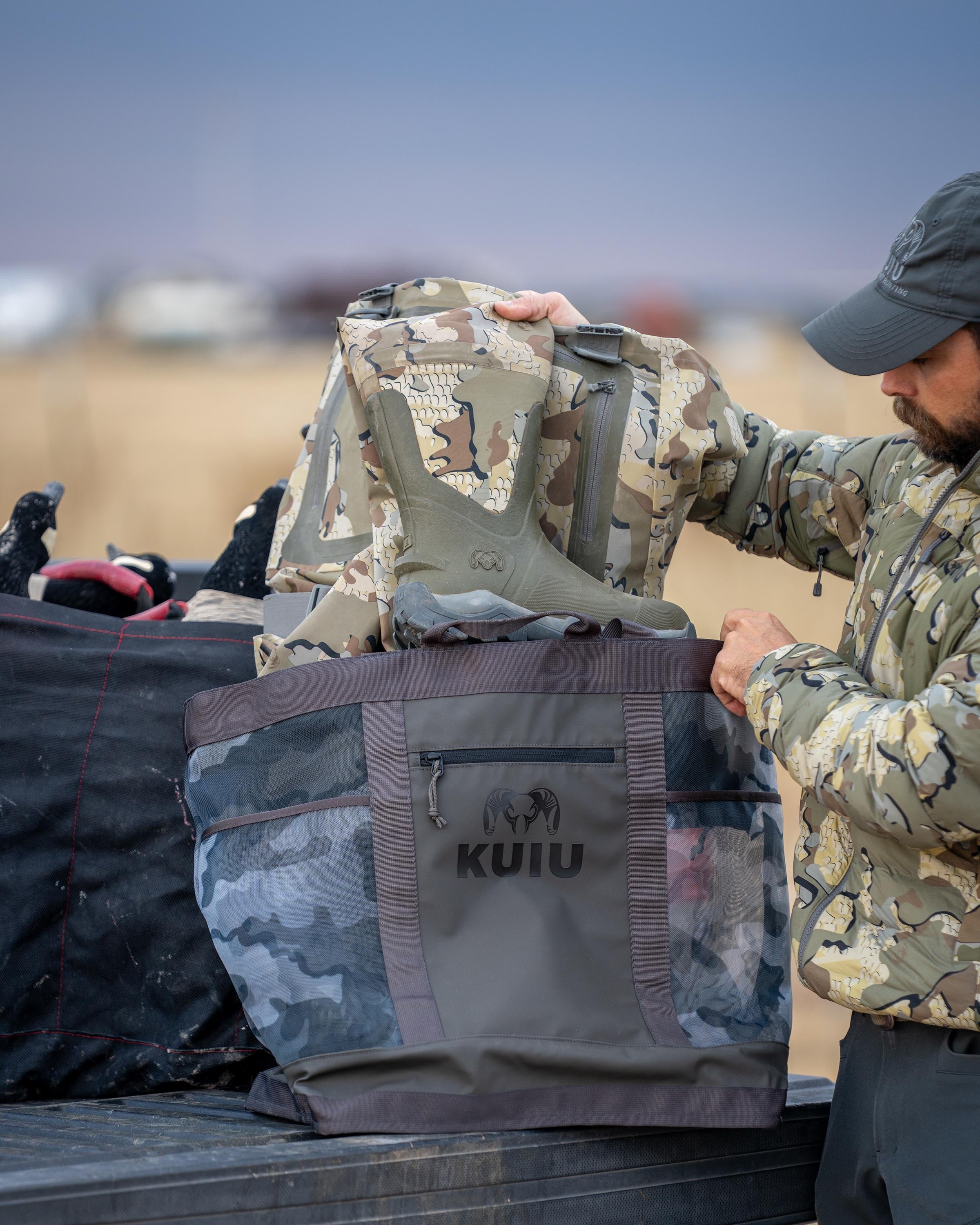 KUIU 3500 Mesh Tote Bag | Vias Storm - Image 5