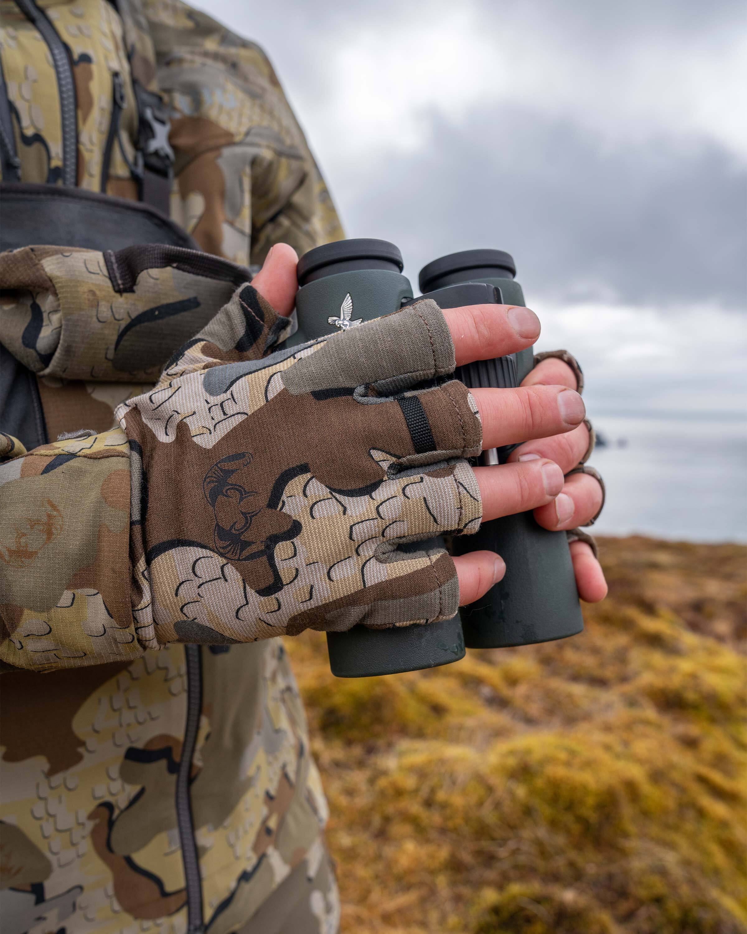 ULTRA Merino 210 Fingerless Glove | Gunmetal - Image 4
