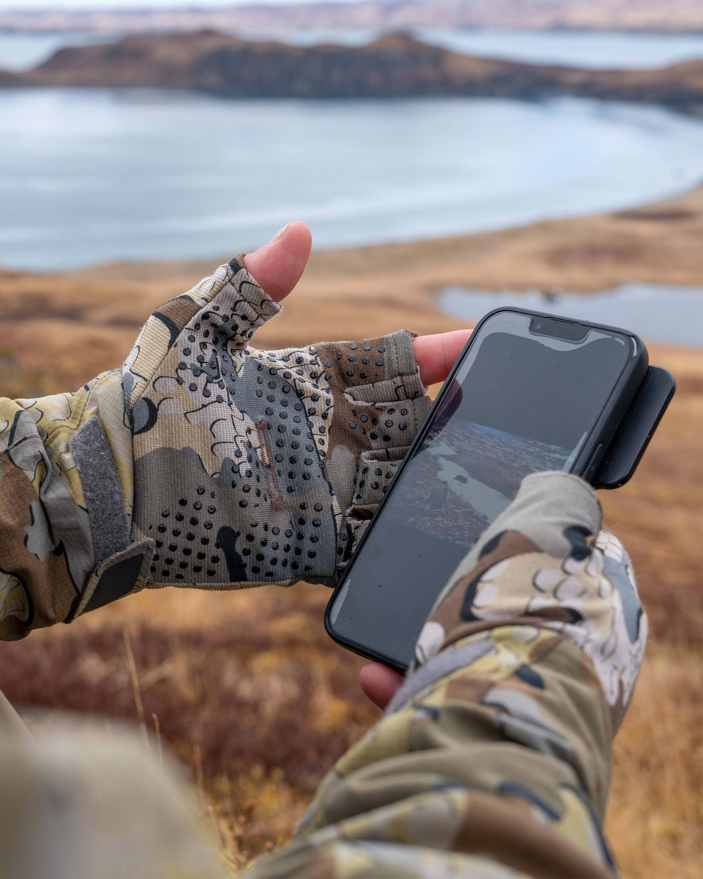 ULTRA Merino 210 Fingerless Glove | Gunmetal - Image 7