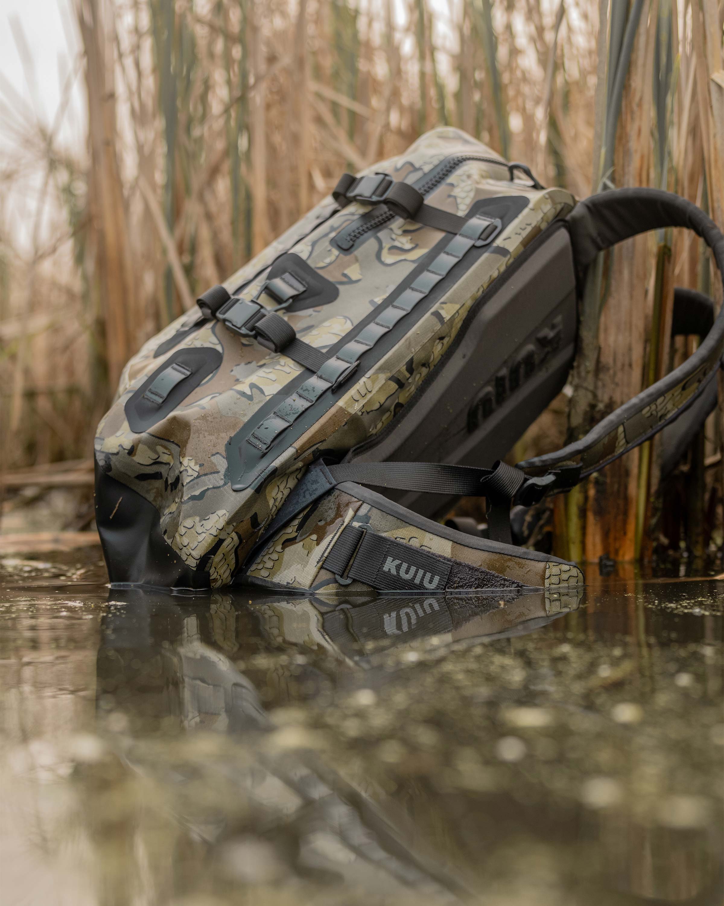 DeltaStorm 2200 Submersible Backpack | Stone - Image 17