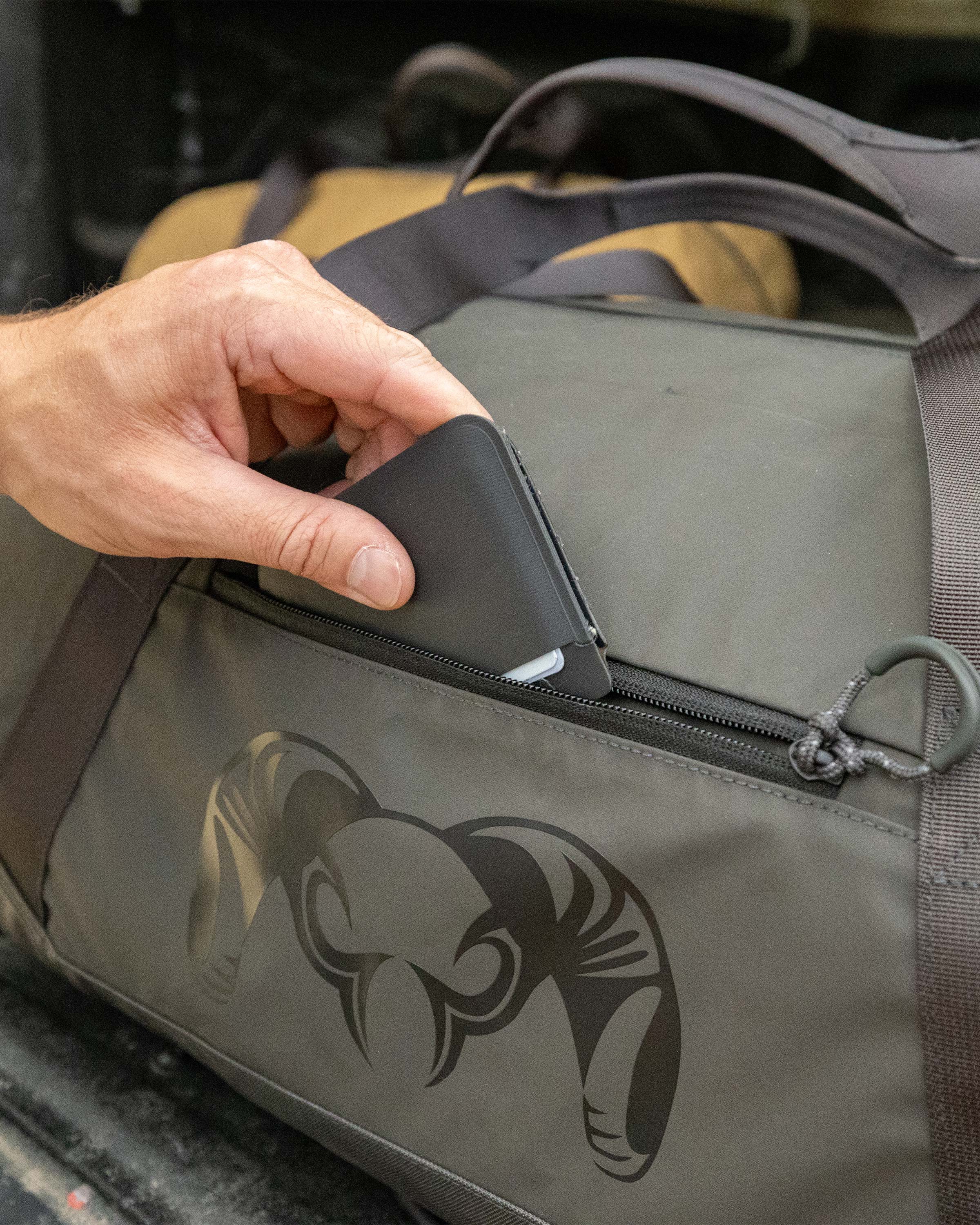 Runway CORDURA 3000 Duffel | Asphalt - Image 6