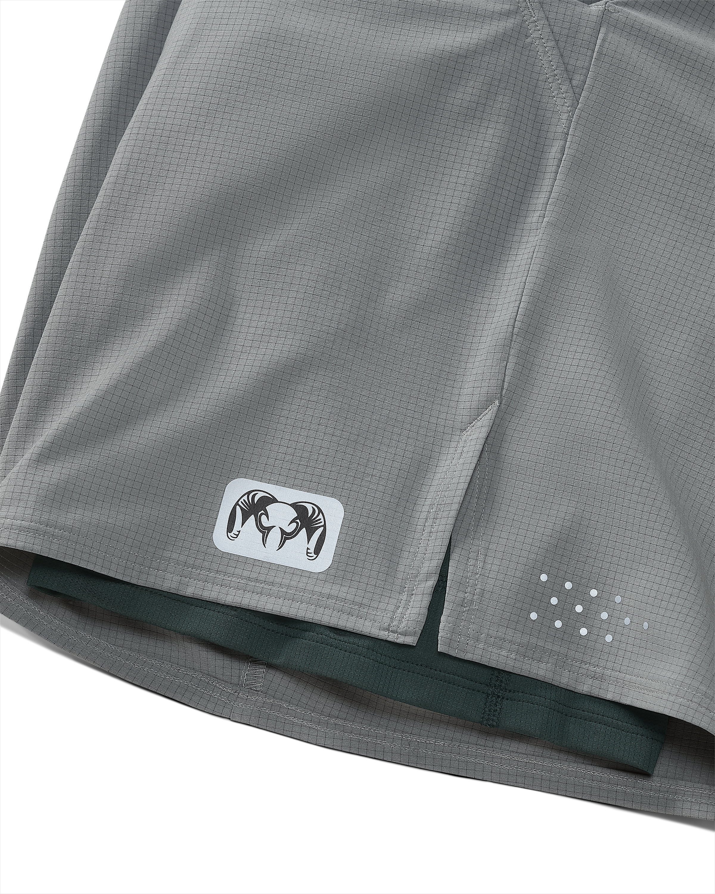 EnduroTrainer Lined 7″ Short | Dark Iron Tonal - Image 4